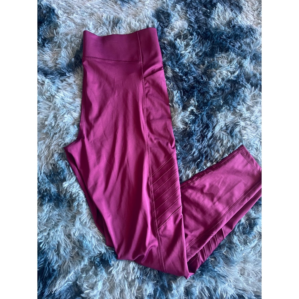All in Motion Womens Purple Workout Cropped Leggings Athletic‎ XL